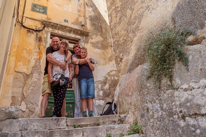 Corfu Photoshoot Session With Private Photographer - Booking and Pricing