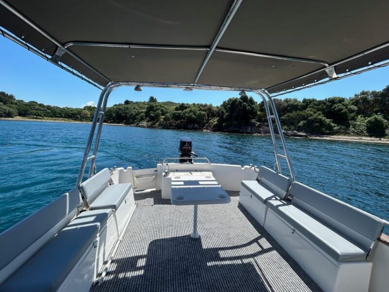 Corfu: Private Sunset Cruise - Meeting Point and Accessibility
