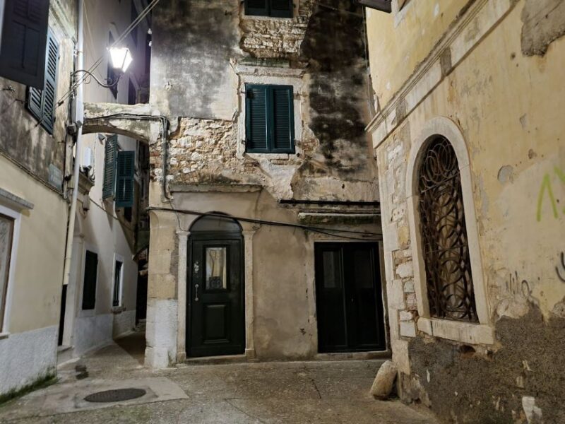Corfu Town: Dark Myths and Legends Tour - Captivating Storytelling