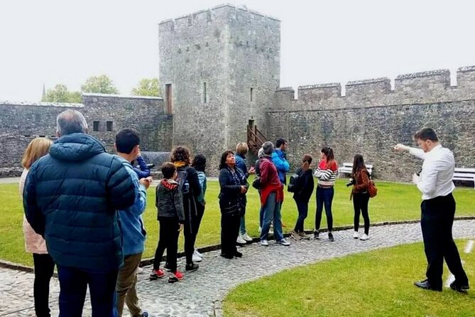 Cork City, Cahir Castle and Rock of Cashel Tour With Spanish Speaking Guide - Meeting Point and Scheduling