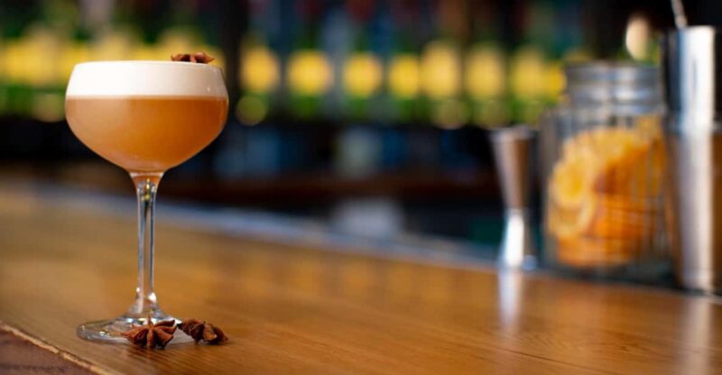 Cork: Jameson Cocktail Making Class at Midleton Distillery - Key Points