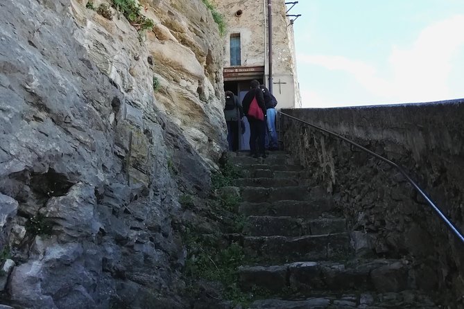 Corleone Tour: Beyond the Godfather - Inclusions