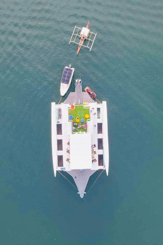 Coron Island: Day Tour by Trimaran With Lunch and Snorkeling - Snorkeling, Kayaking, and Swimming