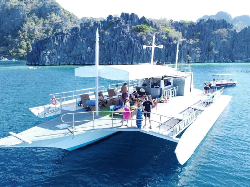 Coron Island: Day Tour by Trimaran With Lunch and Snorkeling - Key Points