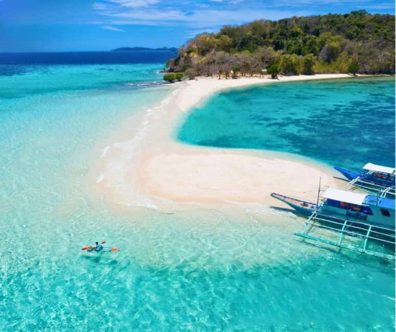 Coron: Island Escapade Tour with Lunch - The Realities of a Shared Tour