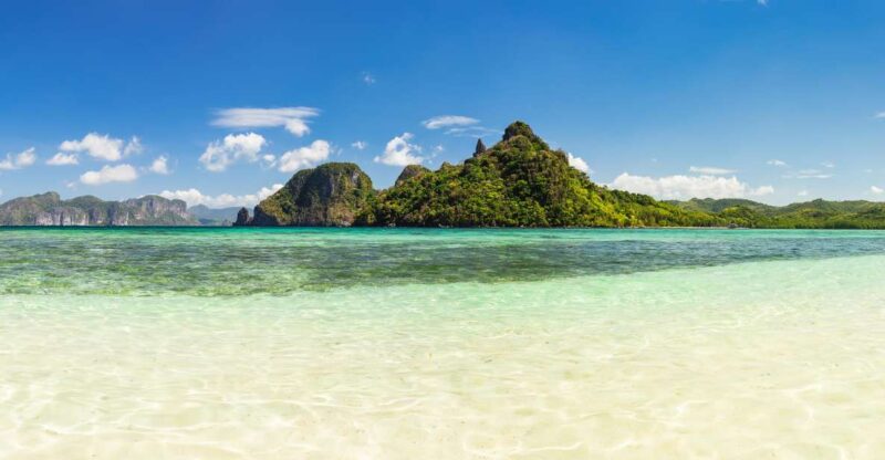 Coron Island Escapade Tour With Lunch - Key Points