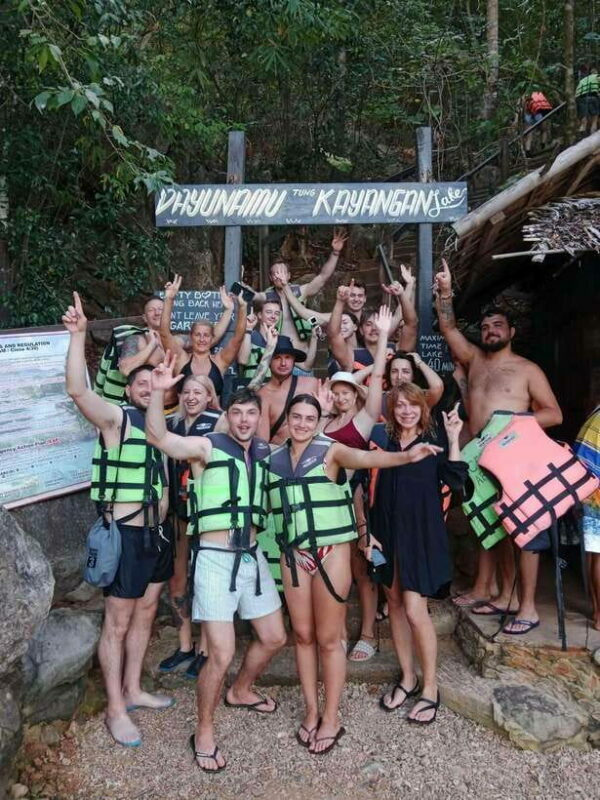 Coron Island Tour: 5 Top Attractions & Island Buffet Feast - The Sum Up