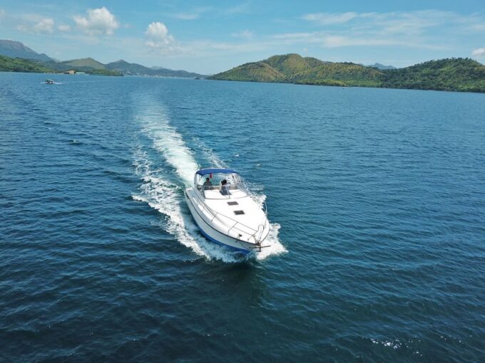 Coron: Private Island-Hopping Tour on a Yacht or Speedboat - Exploring Coron Island