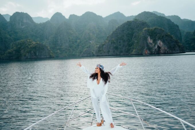 Coron: Private Island-Hopping Tour on a Yacht or Speedboat - Frequently Asked Questions
