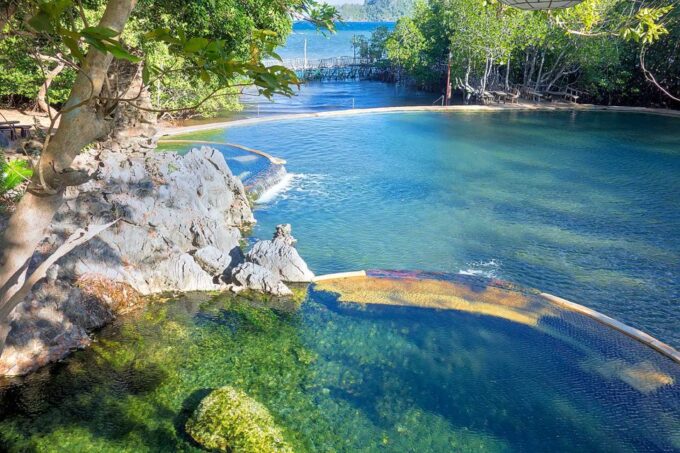 Coron Private Town Tour: Maquinit Hot Spring - Hike to Mt. Tapyas