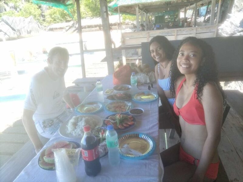Coron: Reef and Wrecks Tour - Full Day W/ Buffet Lunch - Included Meals
