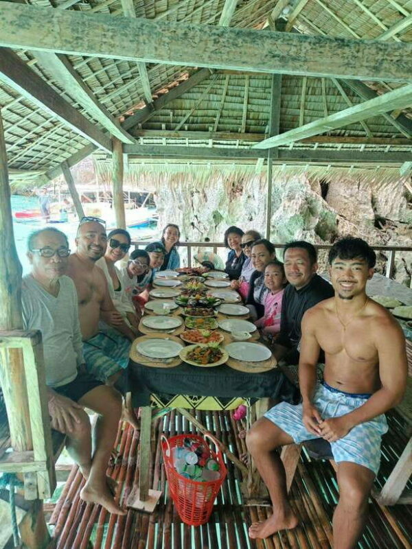 CORON:ISLAND TOUR A Lakes and Snorkeling with Corals - Practical Tips for Booking and Enjoying the Tour