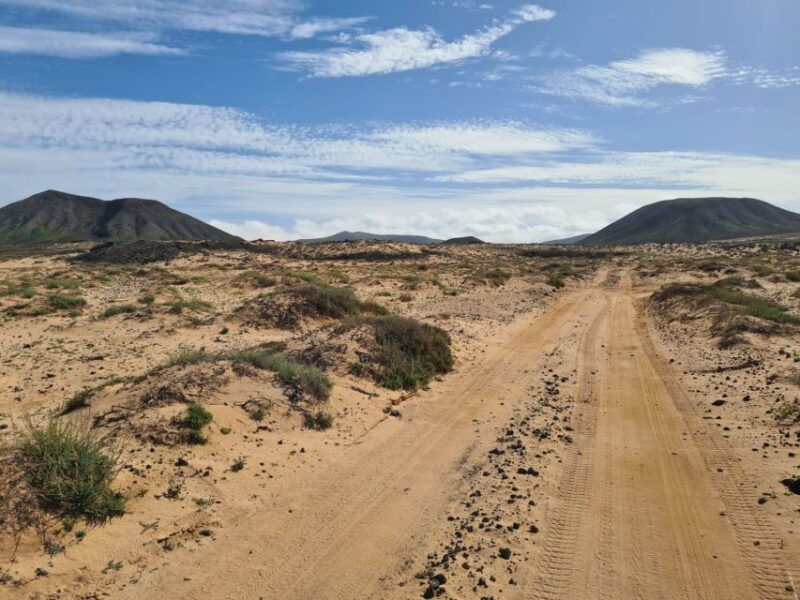 Corralejo: E-Bike Rental With Map to Popcorn Beach - Included Equipment