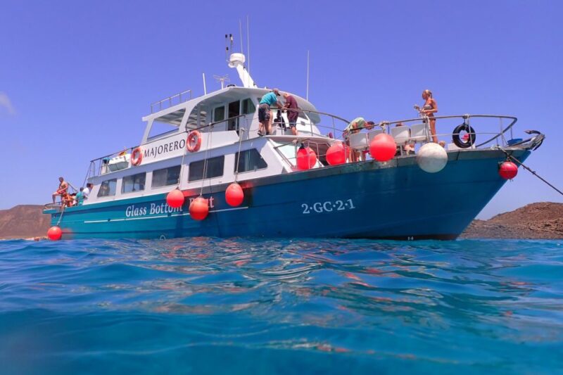 Corralejo: Lobos Island Boat and Snorkel Activity With Entry - Itinerary and Experience