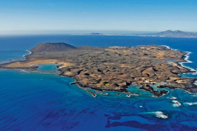 Corralejo: Lobos Island Boat and Snorkel Activity With Entry - Weather Policy