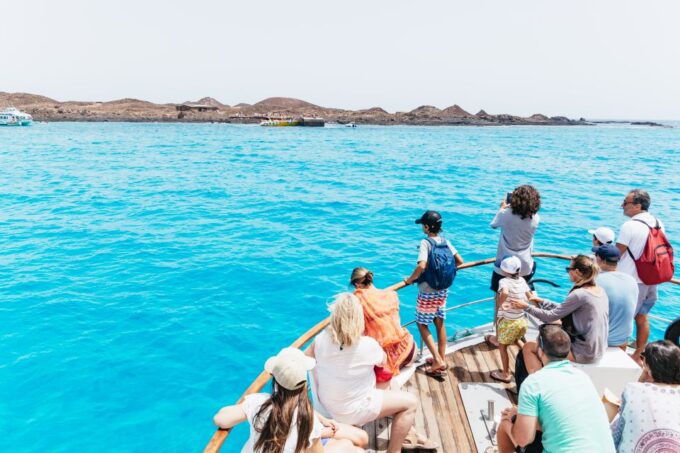 Corralejo: Return Ferry Ticket to Lobos Island Fuerteventura - Customer Reviews and Ratings