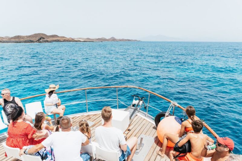 Corralejo: Roundtrip Ferry to Lobos Island With Entry Pass - What to Bring and Restrictions