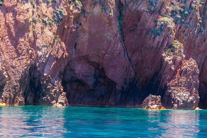 Corsica Dream: 8-Day Shared Group Escorted Package - Hike in Piana Capo Rosso