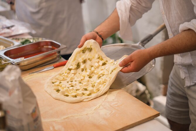 Cortecorbo Winery: Pizza Cooking Class, Lunch & Wine Tasting - Wine Tasting Experience
