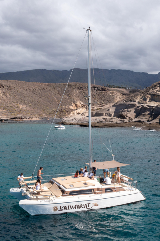 Costa Adeje: Catamaran Tour, Snorkelling, Snacks & Drinks - Itinerary and Activities