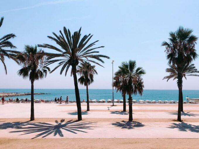 Costa Brava: Barcelona Panoramic Highlights Tour - Rambla