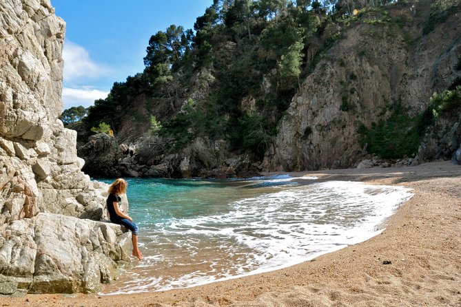 Costa Brava Coast Hike and Snorkel From Barcelona With Lunch - Inclusions and What to Expect