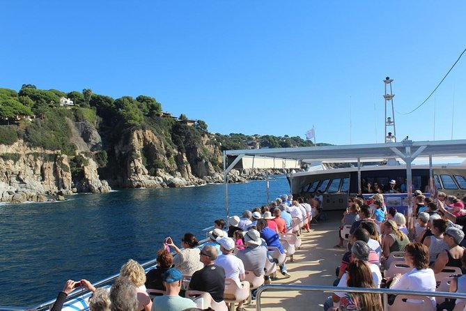 Costa Brava Day Trip With Boat Trip From Barcelona - Free Time for Lunch and Exploration