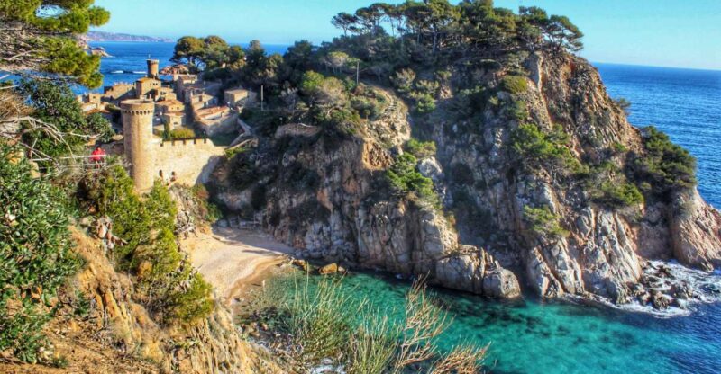 Costa Brava: Discovering Beaches, Hiking, and Swimming - Experience Level and Restrictions