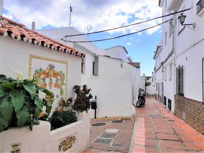 Costa Del Sol: Private Tour to Ojen - Transportation and Pickup
