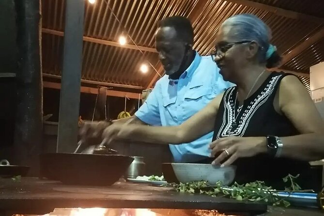 Costa Rica Cooking, The Stove of Chela - Preparing Traditional Dishes