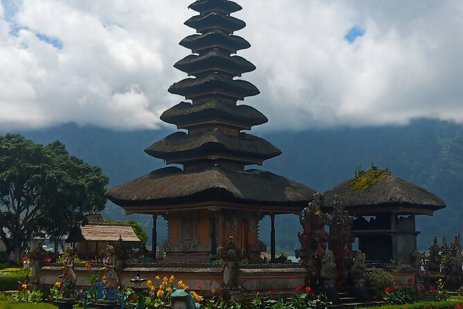 Costumize Trip Sekumpul Waterfall,Wanagiri Hill Hidden & Handara Gate Heaven - Included Amenities