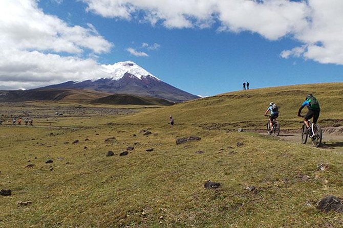 Cotopaxi National Reserve Bike and Hike Day-Trip - Weather Conditions and Preparedness