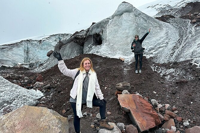 Cotopaxi Tour - Cotopaxi National Park - Hiking the Volcano