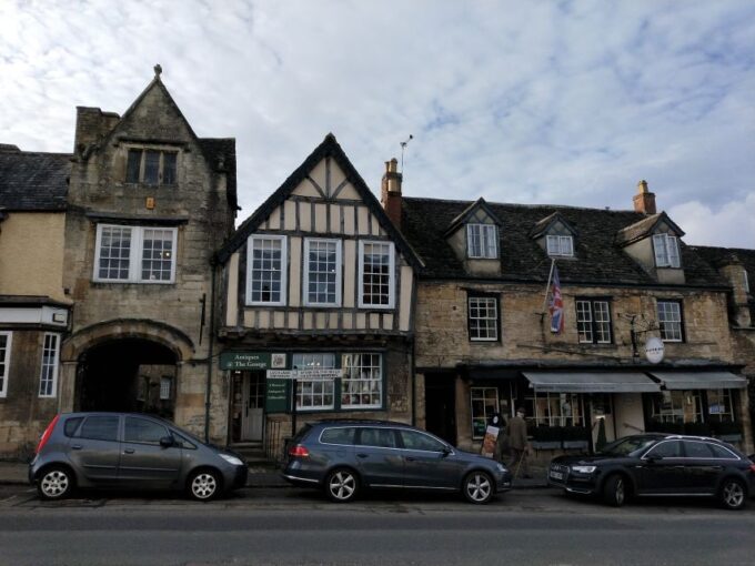 Cotswolds: Full-Day Private Walking Tour With Local Guide - Inclusions and Exclusions of the Tour