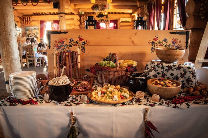 Cottage Style Evening With Folk Show and Traditional Feast From Krakow - Live Entertainment and Folklore