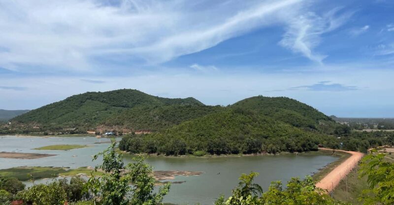 Country Side Tours( E.G.Salt Fields; Cave ;Pepper Farm; Lake - Tour Inclusions