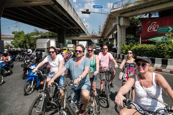 Countryside Bangkok and a Local Floating Market Tour by Bicycle Including Lunch - Discovering the Floating Market