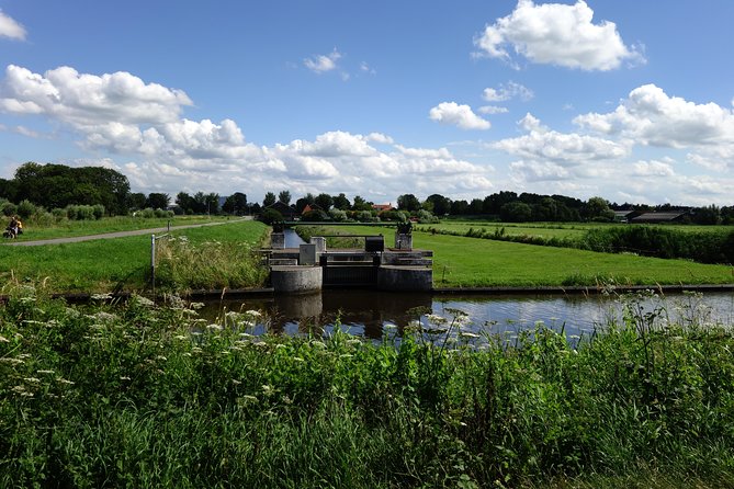 Countryside Bike Tour From Amsterdam: Windmills and Dutch Cheese - Countryside Biking Routes