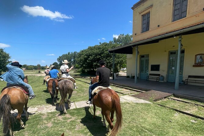 Countryside Escape: Horseback Riding Experience in Carlos Keen - Inclement Weather Preparedness