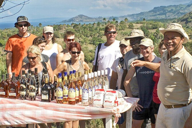 Countryside Full-Day Guided Tour With Beach Stop and Lunch - Traveler Capacity and Reviews