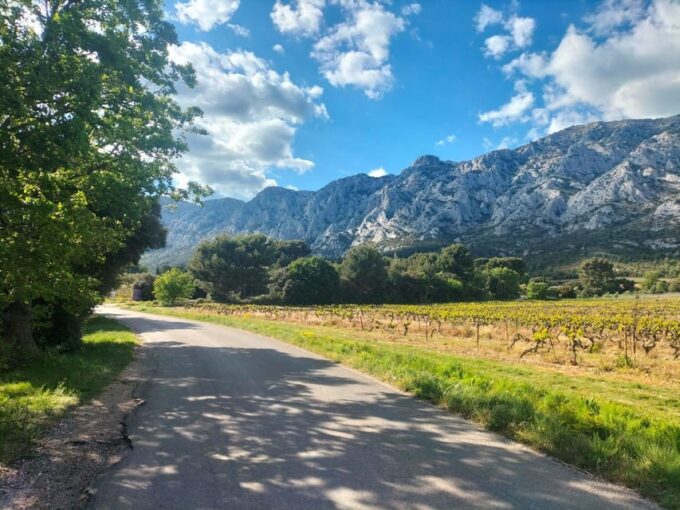 Countryside Immersion With Horseback Ride in Sainte Victoire - Logistics and Transportation