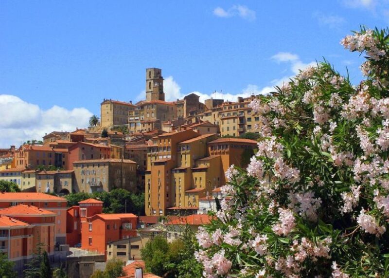 Countryside, Medieval Village and Lake Private Guided Tour - Explore the Medieval Village of Gourdon