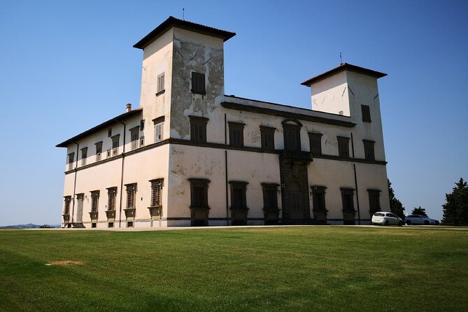 Countryside Pick-Up for Chianti Private Wine Tours Limo Service - Authentic Tuscan Lunch