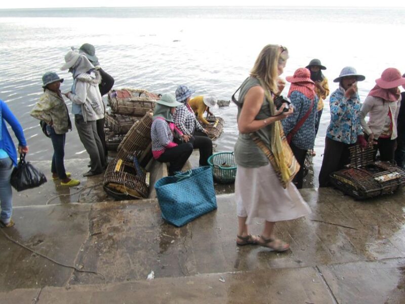 Countryside Tuk-Tuk Pepper Tour - Crab Market and Seafood