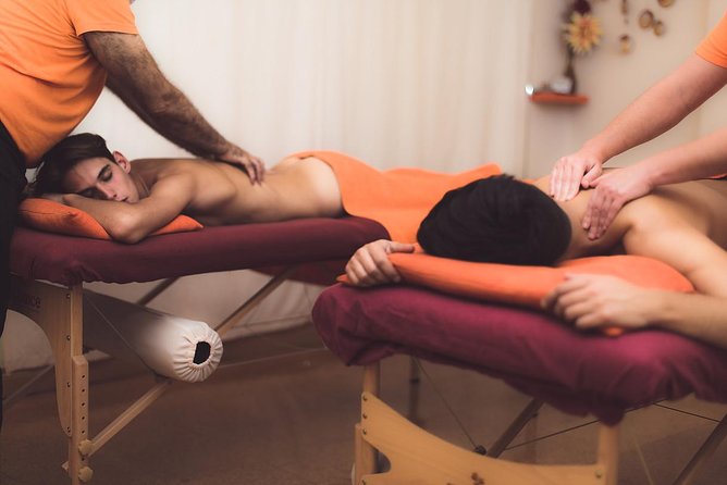 Couple Massage: 1 Hour - Location and Accessibility