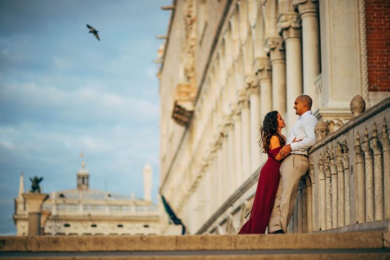 Couple Photography in Romantic Venice Among the Streets And. - Exploring Quiet, Characteristic Places