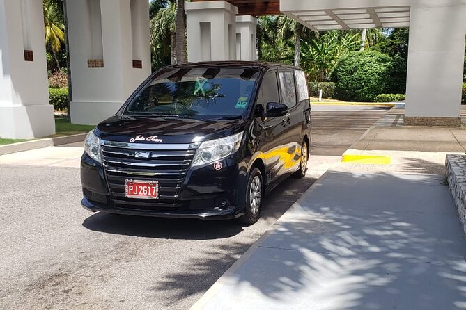 Couples Tower Isle Private Airport Transfers - Pickup and Drop-off Information