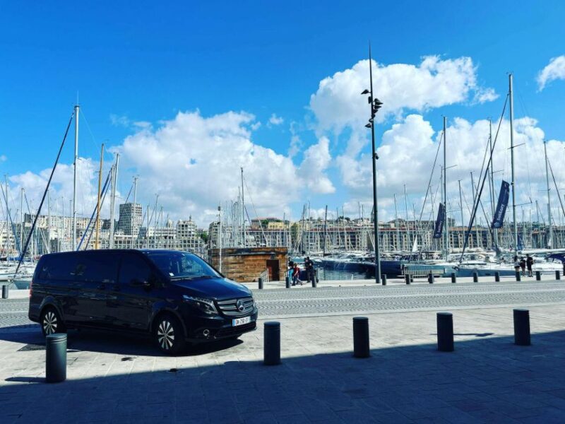 Courchevel: Private Transfer to Annecy - Top-of-the-Range Vehicles