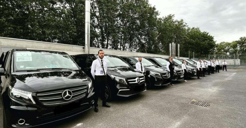 Courchevel: Private Transfer to Geneva Airport GVA - Vehicle and Service