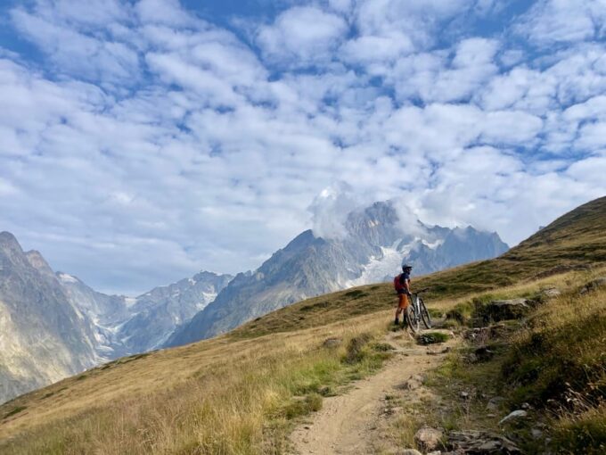 Courmayeur: Ebike Experience in Val Veny - Valley Exploration